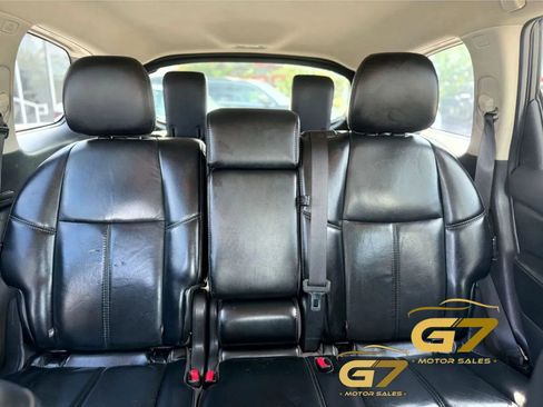 Used 2018 Nissan Pathfinder SL w/ Midnight Edition Package FWD image 13