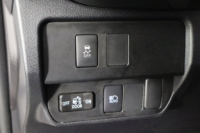 Used 2023 Toyota Tacoma SR5 w/ Technology Package RWD image 19