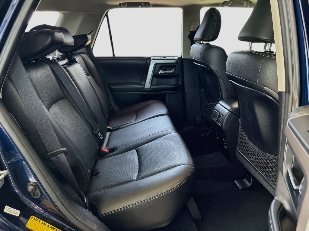 Used 2015 Toyota 4Runner Limited AWD/4WD image 22