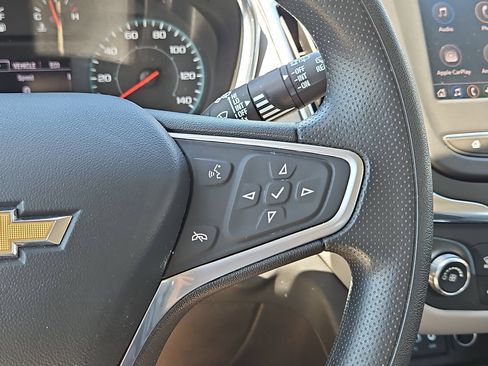 Certified 2022 Chevrolet Equinox LS FWD image 23