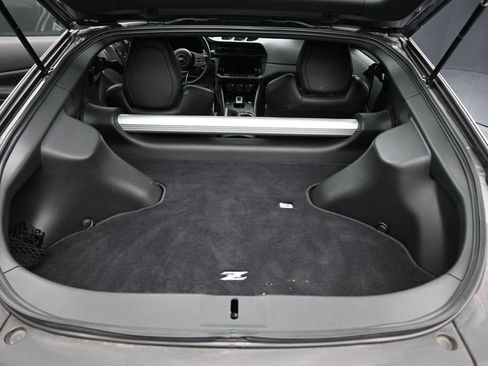 Used 2025 Nissan Z Performance w/ Floor Mat Package RWD image 27