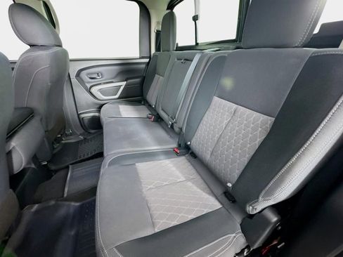 Certified 2024 Nissan Titan SV image 21