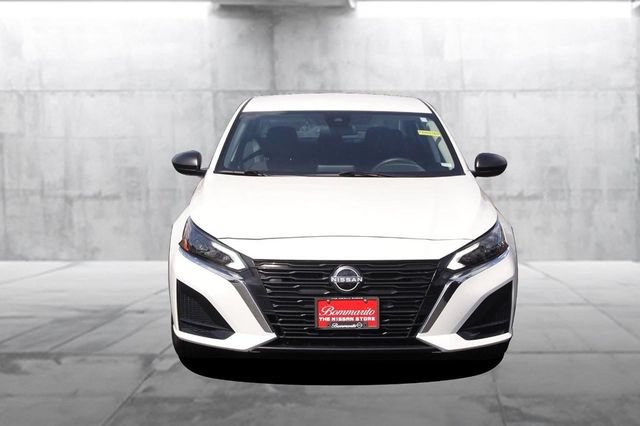 Certified 2025 Nissan Altima 2.5 SV FWD image 4