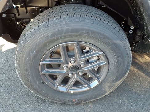 New 2026 Jeep Gladiator Sport image 4