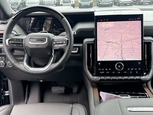 New 2026 GMC Yukon Denali w/ Denali Reserve Package AWD/4WD image 10