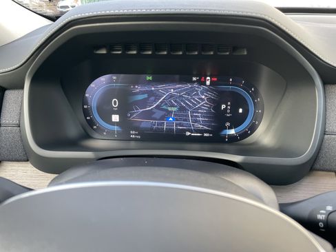 Used 2025 Volvo XC90 B6 Plus image 46