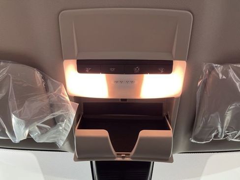 New 2025 Nissan Altima 2.5 SR image 35