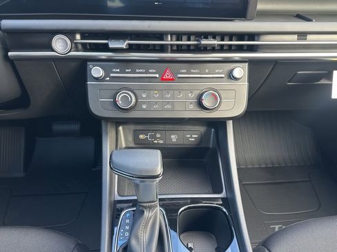 New 2026 Hyundai Tucson SE image 21