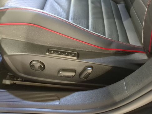 Used 2023 Volkswagen GTI Autobahn FWD image 13