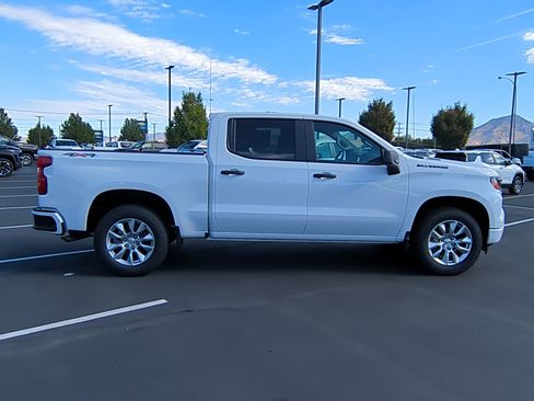 New 2026 Chevrolet Silverado 1500 Custom w/ LPO, Dark Essentials Package image 6