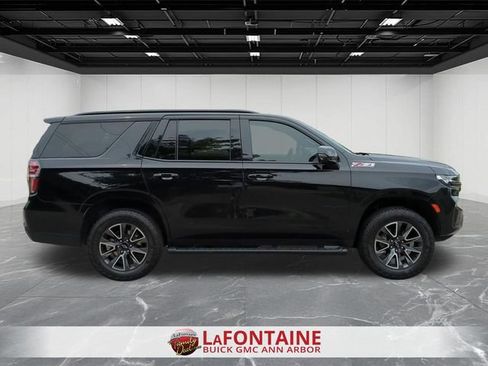 Used 2024 Chevrolet Tahoe Z71 w/ Luxury Package AWD/4WD image 9