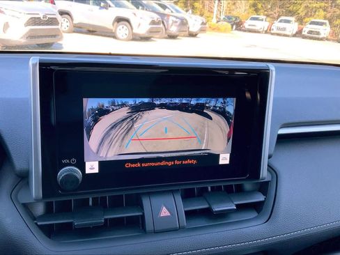 Used 2024 Toyota RAV4 LE image 28