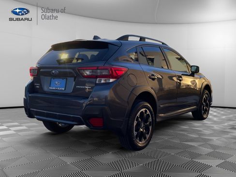 Used 2021 Subaru Crosstrek 2.0i Premium image 10
