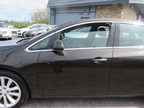 Used 2014 Buick Verano FWD image 33