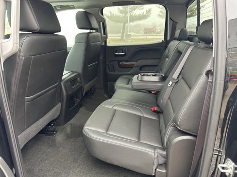 Used 2017 GMC Sierra 1500 SLT image 44