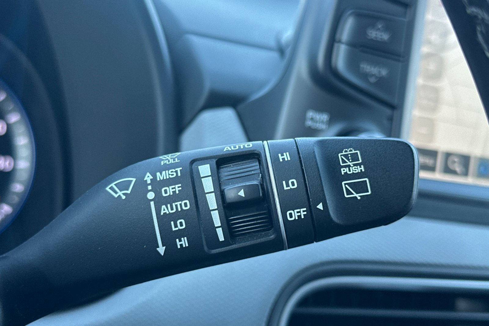Used 2019 Hyundai Kona Ultimate AWD/4WD image 37