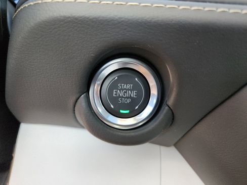 New 2026 Chevrolet Suburban Premier image 20