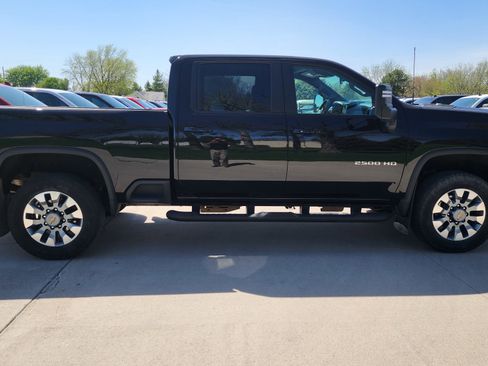 Used 2023 Chevrolet Silverado 2500 LT w/ All Star Edition AWD/4WD image 4