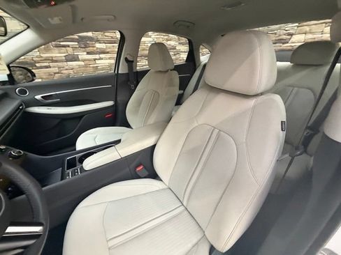 Used 2026 Hyundai Sonata SEL FWD image 14