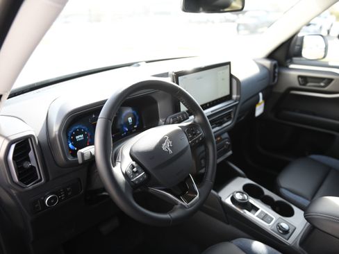 New 2025 Ford Bronco Sport Outer Banks image 25