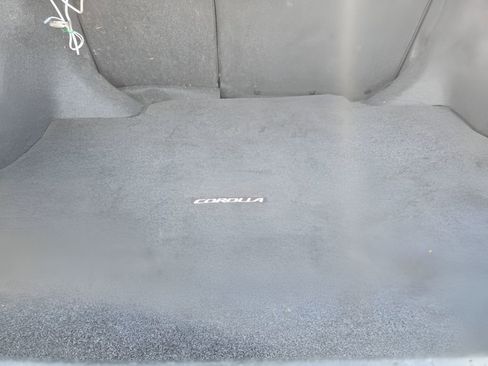 Used 2011 Toyota Corolla S image 28