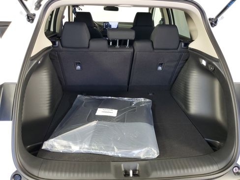 New 2026 Honda HR-V LX image 33