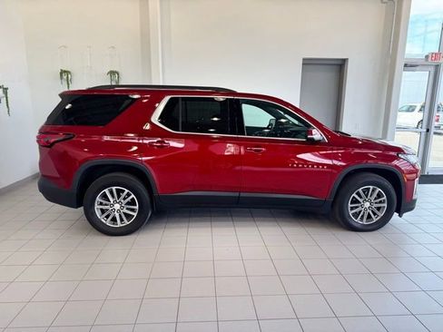 Used 2023 Chevrolet Traverse LT AWD/4WD image 39