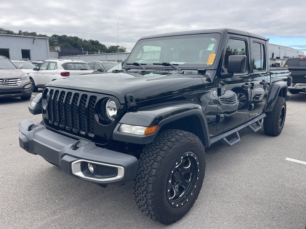 Used 2020 Jeep Gladiator Sport w/ Quick Order Package 24S AWD/4WD image 3