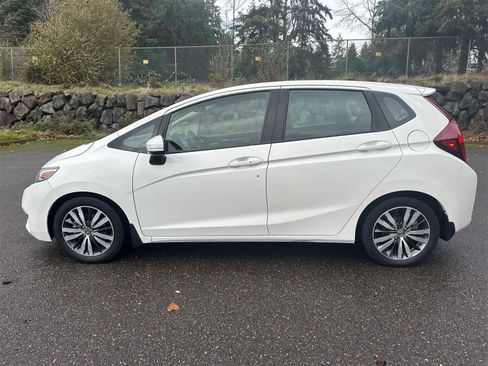 Used 2015 Honda Fit EX image 2