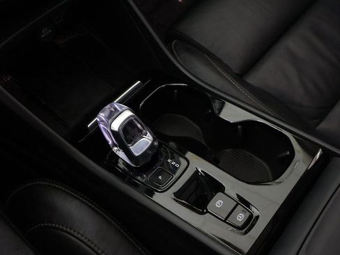 Used 2023 Volvo XC40 B5 Plus w/ Protection Package Premier image 54