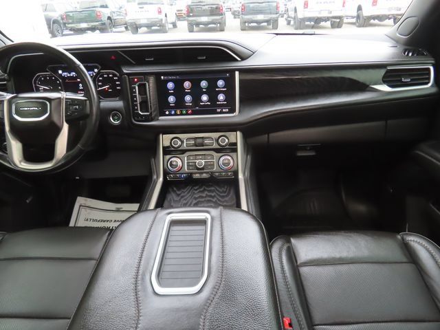 Used 2021 GMC Yukon Denali w/ Denali Premium Package AWD/4WD image 27