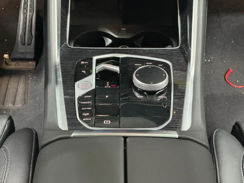 New 2026 BMW X6 xDrive40i image 16