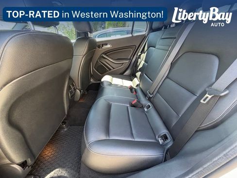 Used 2019 Mercedes-Benz GLA 250 4MATIC image 17