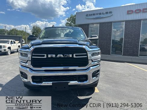 Used 2019 RAM 2500 Big Horn AWD/4WD image 2