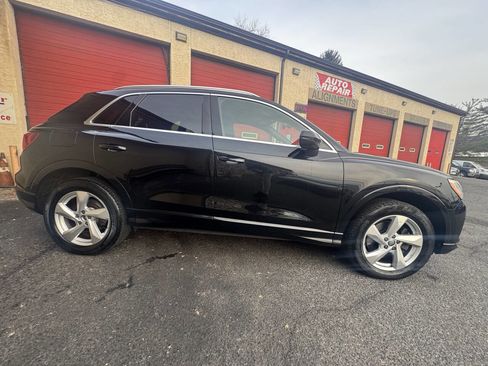 Used 2020 Audi Q3 2.0T Premium w/ Convenience Package image 8