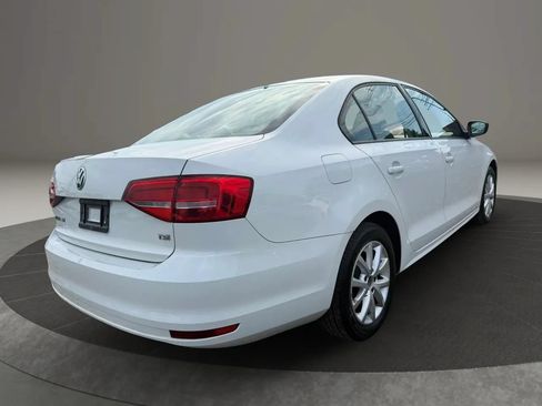 Used 2015 Volkswagen Jetta SE FWD image 5