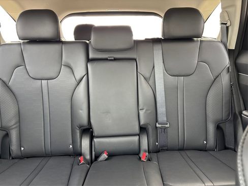 Used 2025 Kia Sorento S AWD/4WD image 17