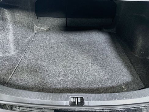 Used 2025 Toyota Corolla LE FWD image 27
