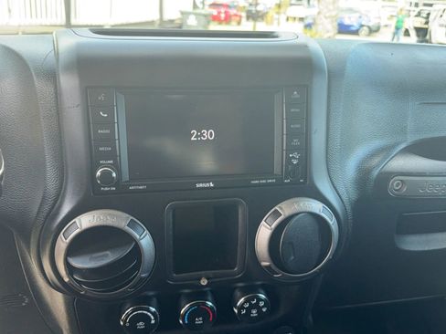 Used 2016 Jeep Wrangler Unlimited Sport AWD/4WD image 17
