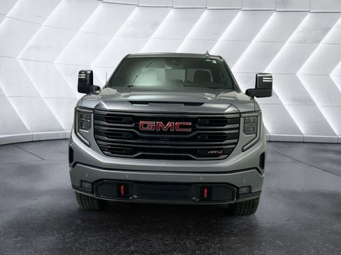 Used 2024 GMC Sierra 1500 AT4 w/ AT4 Premium Package image 2