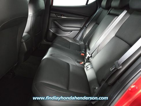 Used 2023 MAZDA MAZDA3 s image 16