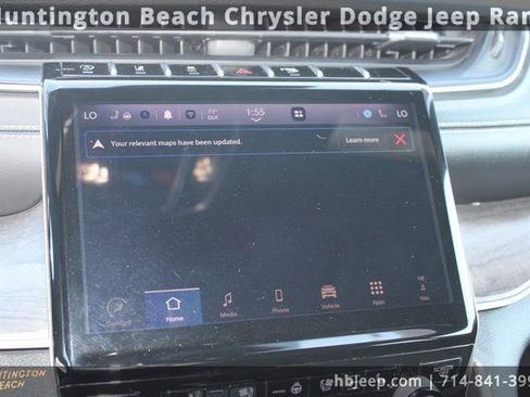 Used 2024 Jeep Grand Cherokee L Limited w/ Luxury Tech Group II image 23