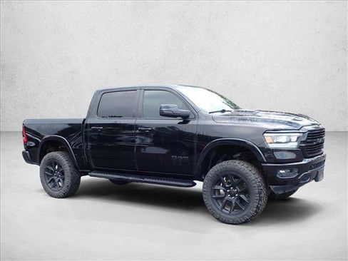 Used 2022 RAM 1500 Laramie AWD/4WD image 5