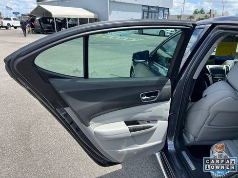 Used 2018 Acura TLX V6 w/ Technology Package FWD image 42