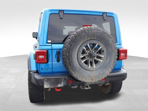Used 2024 Jeep Wrangler Unlimited Rubicon AWD/4WD image 11