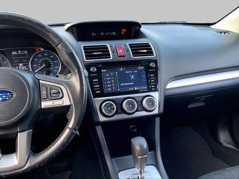 Used 2017 Subaru Crosstrek 2.0i Premium AWD/4WD image 7