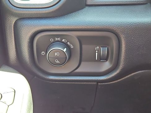 New 2026 RAM 2500 Tradesman AWD/4WD image 18