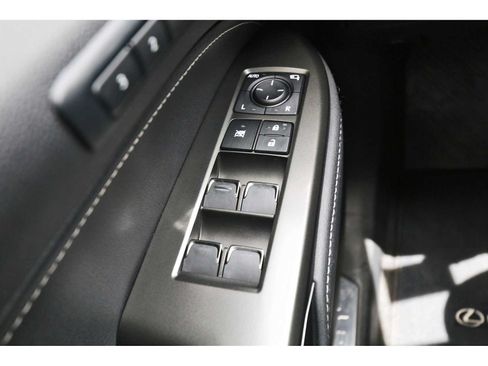 Used 2024 Lexus NX 250 FWD image 20