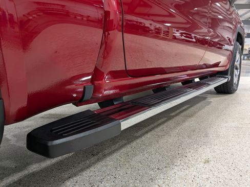 Used 2024 GMC Sierra 1500 SLT w/ SLT Premium Plus Package image 10