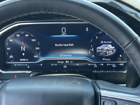 Certified 2025 Chevrolet Silverado 1500 LT RWD image 24